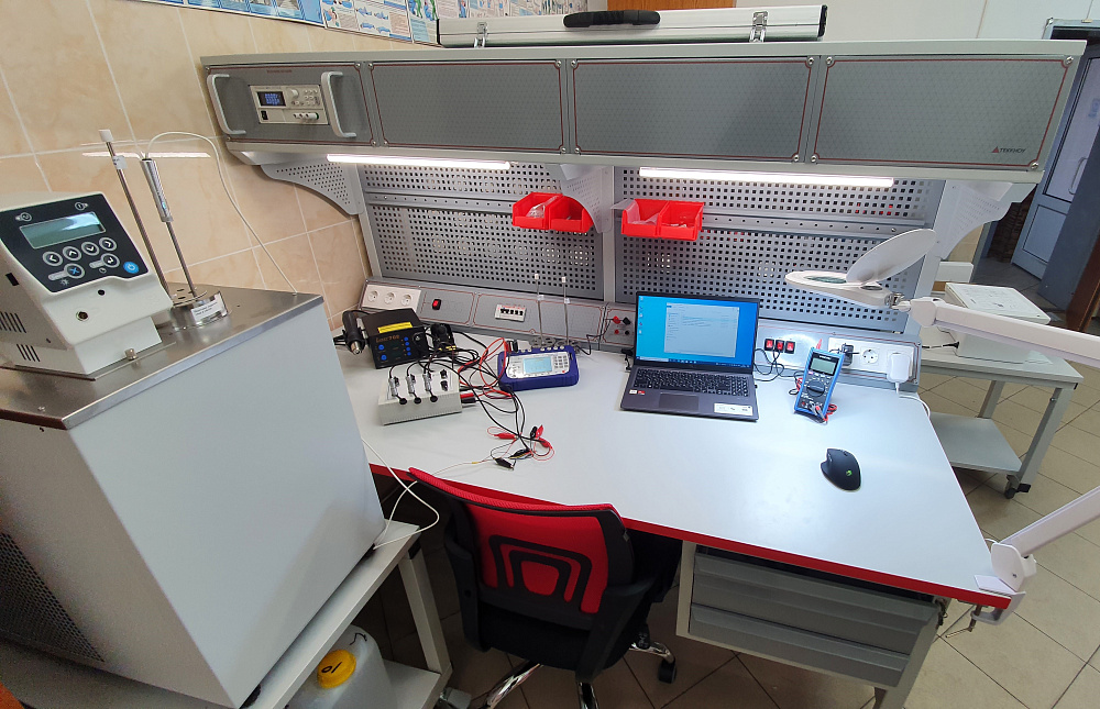 Оснащение метрологической лаборатории в НГДУ "Речицанефть"